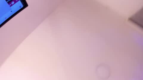 Snapshot of moony_14 chatting on March 23, 1:04 pm Michelle online show from March 23, 1:04 pm