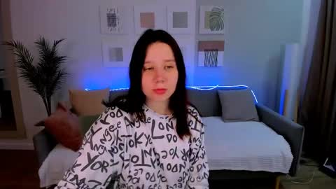 Charli online show from April 22, 4:59 am