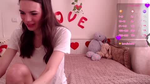 Snapshot of moore_alice chatting on April 8, 12:49 pm moore_alice online show from April 8, 12:49 pm