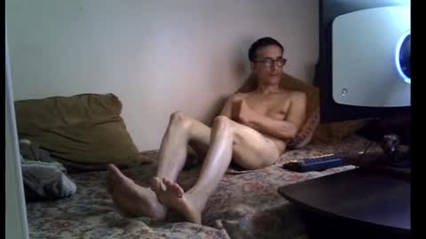 Snapshot of moovurey16 chatting on July 13, 1:41 am Alex online show from July 13, 1:41 am