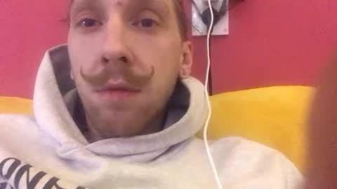 Snapshot of mopsmudrec chatting on November 15, 10:34 am mopsmudrec online show from November 15, 10:34 am