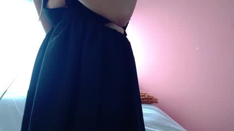 Snapshot of mora_haze chatting on October 20, 2:06 pm Mora Haze 3 online show from October 20, 2:06 pm