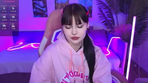 Morana online show from October 18, 2:36 am