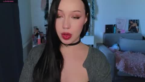Snapshot of moranagoddess chatting on April 16, 1:56 pm Morana follow my boosty online show from April 16, 1:56 pm