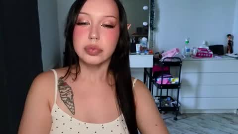 Snapshot of moranagoddess chatting on June 24, 2:05 pm Morana follow my boosty online show from June 24, 2:05 pm
