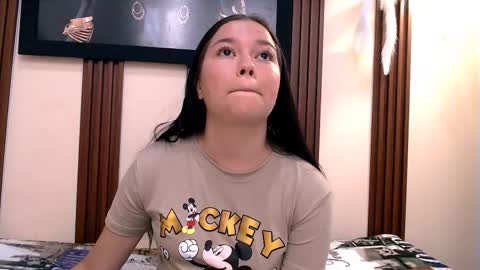 alexia online show from February 4, 7:09 pm