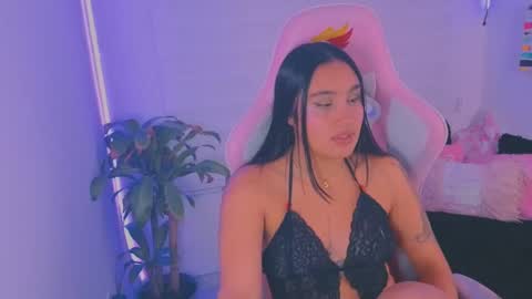 morena_rodriguez_9 online show from September 9, 3:39 am