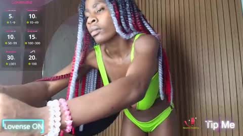 Snapshot of morenalush_eup69 chatting on November 11, 3:39 am morena online show from November 11, 3:39 am