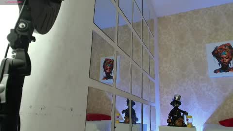 Snapshot of morenalush_eup69 chatting on June 5, 6:52 am morena online show from June 5, 6:52 am