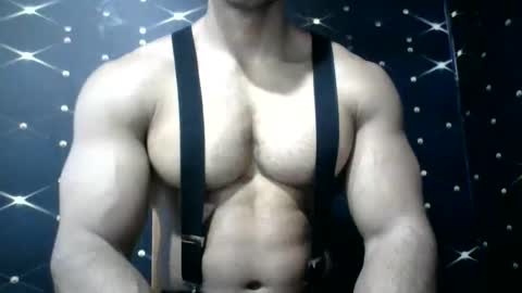 Snapshot of moreno1muscular chatting on March 10, 7:53 am moreno1muscular online show from March 10, 7:53 am