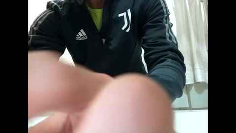 Snapshot of morenoguapo24 chatting on January 10, 11:00 am Cloud Strife online show from January 10, 11:00 am