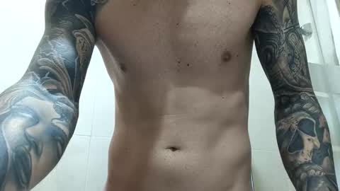 Snapshot of morenoguapo24 chatting on February 9, 4:55 pm Cloud Strife online show from February 9, 4:55 pm