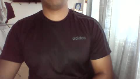 Snapshot of morenolatin19 chatting on July 13, 5:05 pm Jos Luis online show from July 13, 5:05 pm