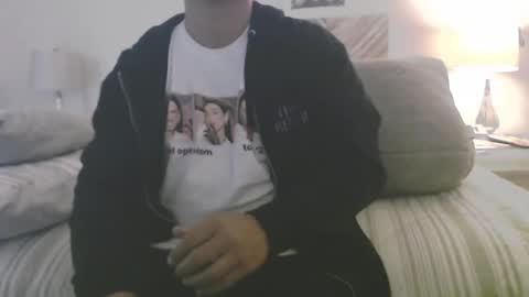 Snapshot of moreofthis chatting on February 16, 6:04 pm Didier online show from February 16, 6:04 pm