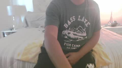 Snapshot of moreofthis chatting on March 18, 6:22 pm Didier online show from March 18, 6:22 pm