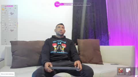    online show from February 28, 11:33 am