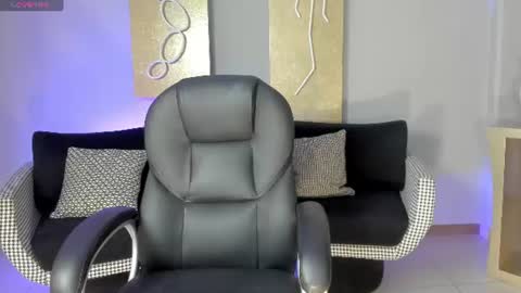 Snapshot of morganhicks chatting on July 11, 12:19 pm Morgan Hicks online show from July 11, 12:19 pm