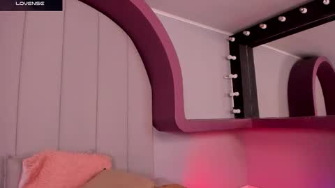 Snapshot of morganlake_ chatting on November 13, 4:33 am Morgan online show from November 13, 4:33 am