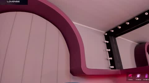 Snapshot of morganlake_ chatting on November 15, 4:54 am Morgan online show from November 15, 4:54 am