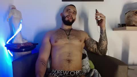 Snapshot of morgann_jones chatting on May 16, 10:41 pm morgan online show from May 16, 10:41 pm