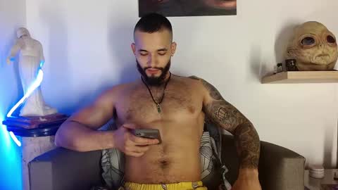 Snapshot of morgann_jones chatting on June 3, 3:50 pm morgan online show from June 3, 3:50 pm