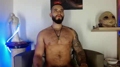 Snapshot of morgann_jones chatting on June 7, 8:51 am morgan online show from June 7, 8:51 am