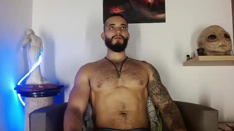 Snapshot of morgann_jones chatting on June 7, 10:35 pm morgan online show from June 7, 10:35 pm