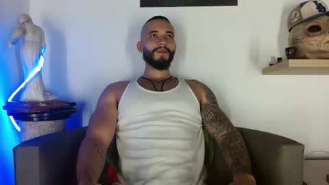 Snapshot of morgann_jones chatting on June 20, 3:09 am morgan online show from June 20, 3:09 am