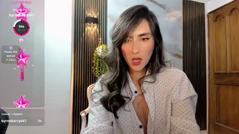 Moriah online show from December 4, 7:22 pm