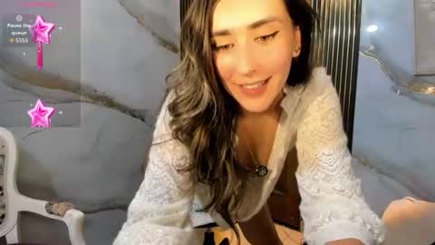 Snapshot of moriahhoe chatting on July 2, 3:23 am Moriah online show from July 2, 3:23 am