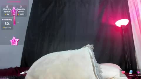 Snapshot of morochaa_fire chatting on November 2, 11:12 am Morocha online show from November 2, 11:12 am