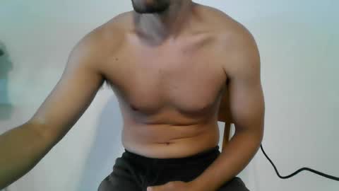 Snapshot of mortimer2080 chatting on November 18, 12:31 pm mortimer2080 online show from November 18, 12:31 pm
