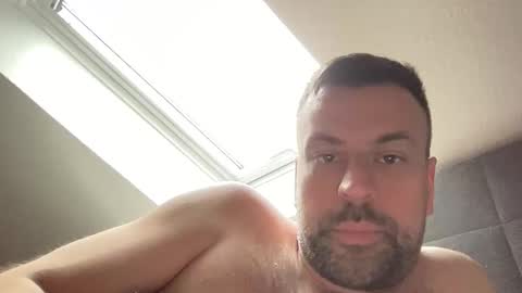 Snapshot of morty87geil chatting on March 25, 7:03 am morty87geil online show from March 25, 7:03 am