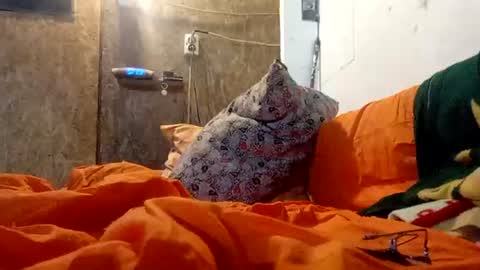 Snapshot of mospeleu chatting on June 20, 2:14 am Nomadu online show from June 20, 2:14 am