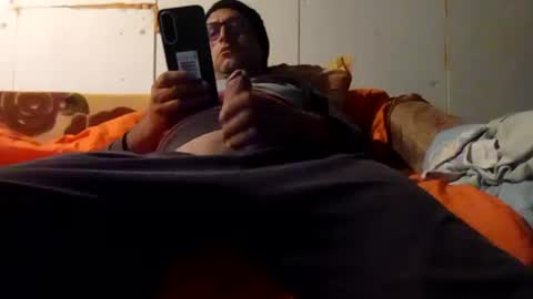 Snapshot of mospeleu chatting on July 17, 2:51 am Nomadu online show from July 17, 2:51 am