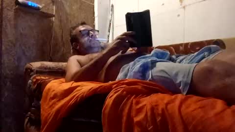 Snapshot of mospeleu chatting on July 19, 5:38 pm Nomadu online show from July 19, 5:38 pm