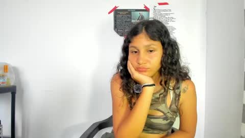 Mollys online show from May 7, 10:26 pm
