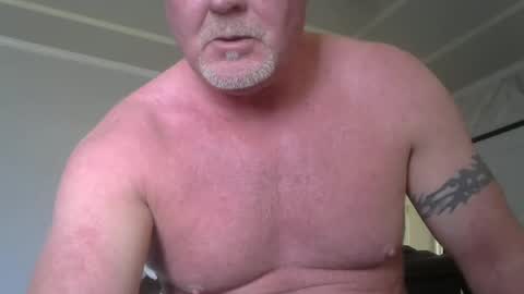 motorguy08 online show from February 19, 10:31 pm