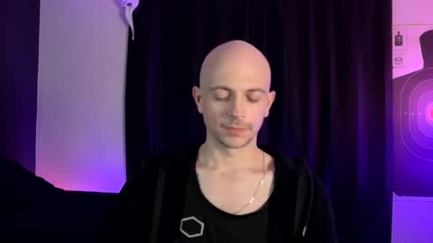 mount_vesuvius online show from November 21, 5:17 am