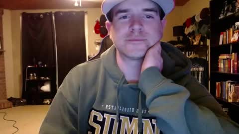 Snapshot of mountmythrone47 chatting on April 1, 3:40 am You Can Ask online show from April 1, 3:40 am