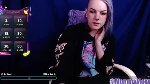 Snapshot of moxynverve chatting on November 16, 6:57 pm Moxy online show from November 16, 6:57 pm