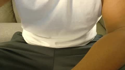 Snapshot of mr6ray chatting on September 27, 6:18 am mr6ray online show from September 27, 6:18 am