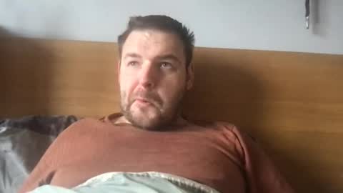 Snapshot of mr834565 chatting on February 24, 11:30 am mr834565 online show from February 24, 11:30 am