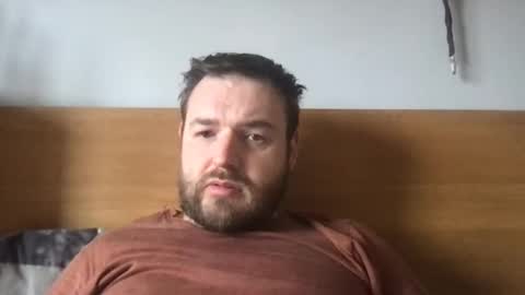 Snapshot of mr834565 chatting on March 22, 10:18 am mr834565 online show from March 22, 10:18 am