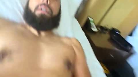 Mr8 online show from November 14, 2:27 pm