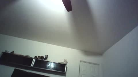 Snapshot of mr_anonymous57 chatting on April 8, 3:45 pm MrAnonymou57 online show from April 8, 3:45 pm
