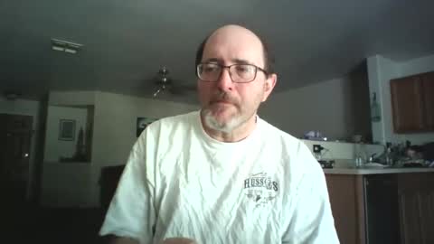 Snapshot of mr_anonymous57 chatting on April 29, 5:41 pm MrAnonymou57 online show from April 29, 5:41 pm