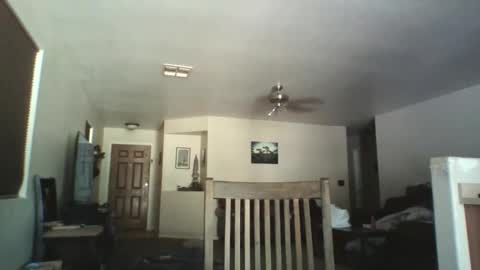 Snapshot of mr_anonymous57 chatting on May 1, 5:17 pm MrAnonymou57 online show from May 1, 5:17 pm