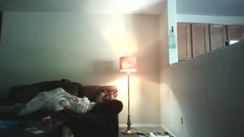 Snapshot of mr_anonymous57 chatting on May 6, 5:18 pm MrAnonymou57 online show from May 6, 5:18 pm