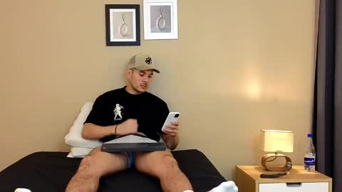 Snapshot of mr_danni_ chatting on December 2, 8:44 pm Danny Aleja online show from December 2, 8:44 pm